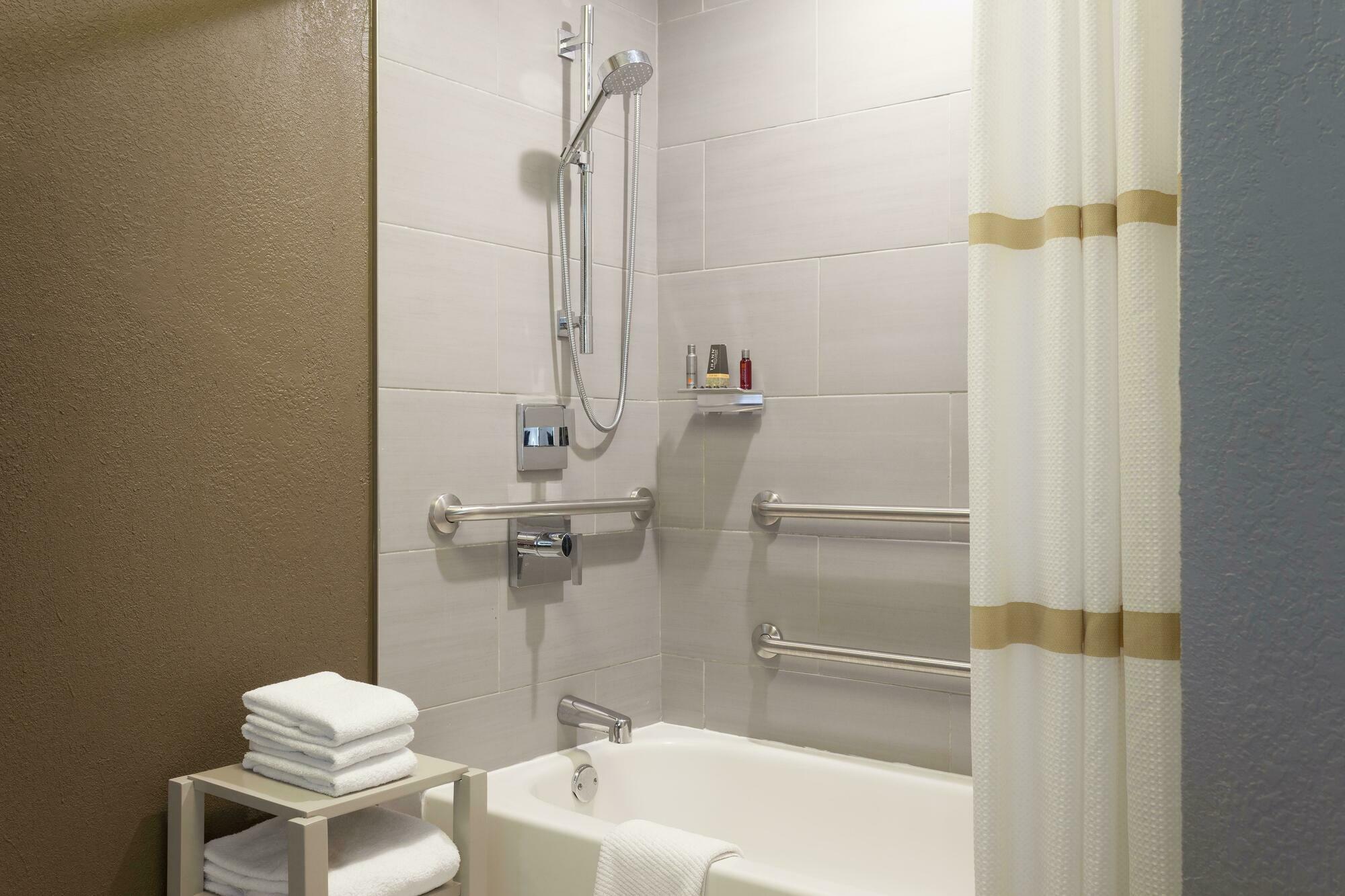 Marriott Savannah Riverfront الغرفة الصورة
